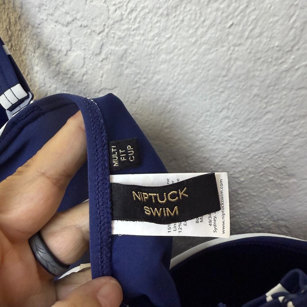 NipTuck Swim One Piece Bathing Suit Navy White Stripe Slimming Womens‎ 12 Resort - Picture 4 of 6